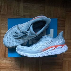 HOKA Women’s Clifton 8 Running Shoe, Size 7.5